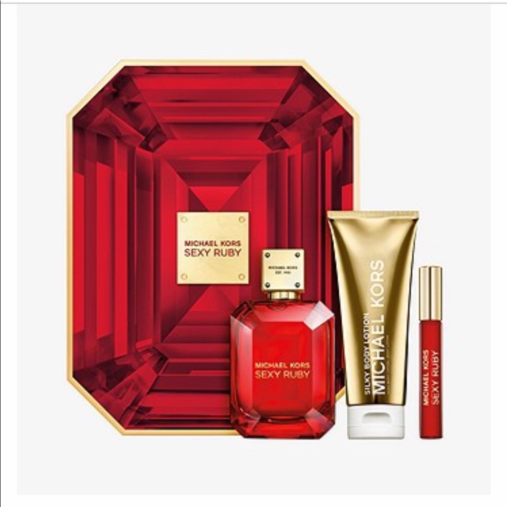 Michael Kors Sexy Ruby Gift set ***NEW****